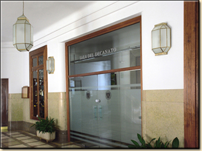 Lanterns in the Faculty of Medicine of Granada.